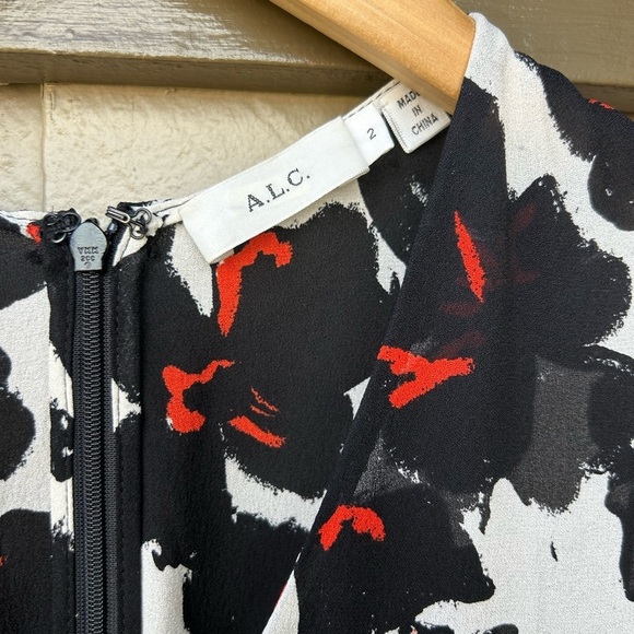 A.L.C. Nello Handkerchief Hem Floral Silk Dress Bohemian Cottagecore Fairy Sz 2 - Picture 6 of 10